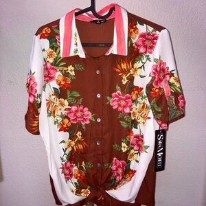 NWT Sarah Michele size m women’s top floral